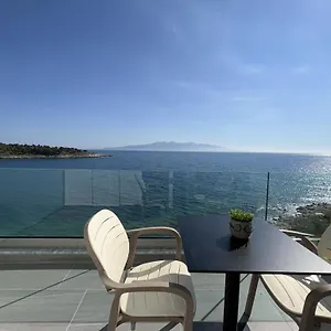 https://sea-breeze-villa.albaniahotels.org